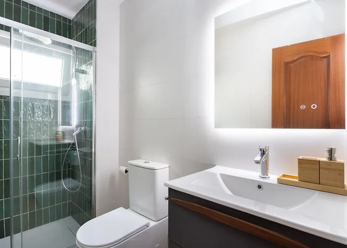 Home2book Cozy Pool Retreat In Appartement *